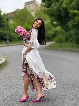 Rochie lunga cu imprimeu fluturi si flori [2]