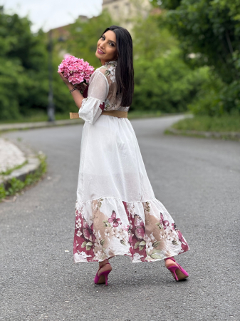 Rochie lunga cu imprimeu fluturi si flori [5]