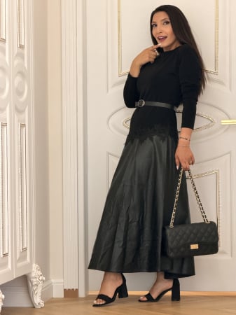 Rochie lunga neagra cu efect de piele intoarsa si dantela [1]