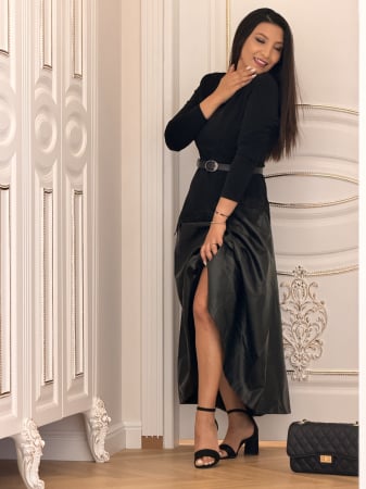 Rochie lunga neagra cu efect de piele intoarsa si dantela [3]