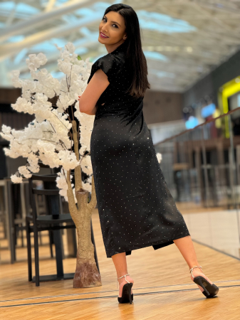 Rochie neagra cu decupaje [3]