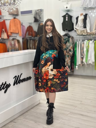 OFERTELE PRIMAVERII - Rochie neagra lunga cu imprimeu fata cu flori