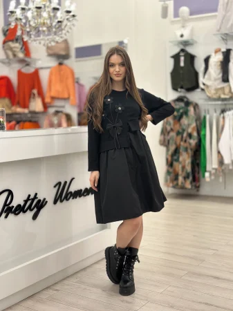 Rochii de zi - Rochie neagra lunga cu imprimeu flori si fundita
