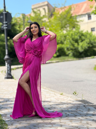 Rochii de eveniment - Rochie roz cu floare