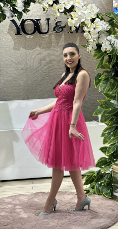 Imbracaminte de dama - Rochie roz din tulle si dantela cu elastic la spate