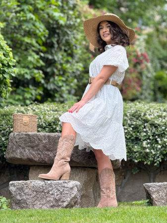 Rochie scurta din broderie cu nasturi si cordon [1]