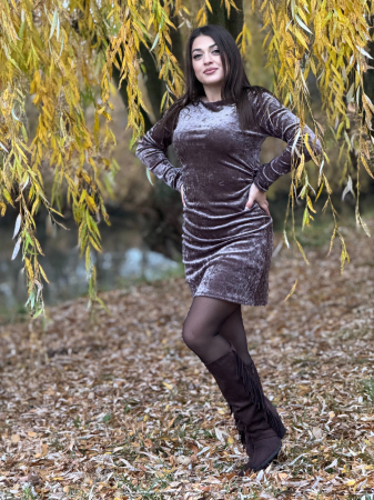 Rochie scurta maro din catifea [3]