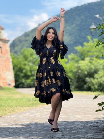Rochie scurta neagra cu imprimeu auriu [1]