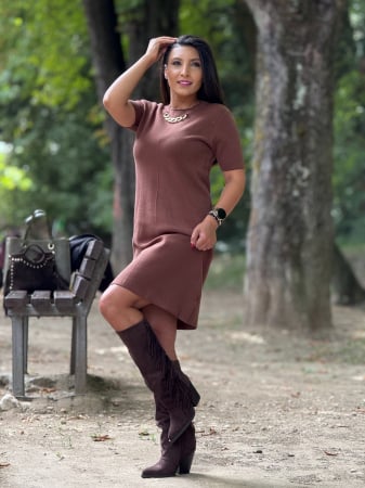 Rochii de zi - Rochie tricotata cu detaliu lantisor
