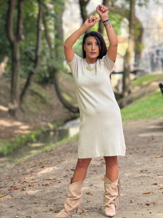 Rochie tricotata cu detaliu lantisor [1]