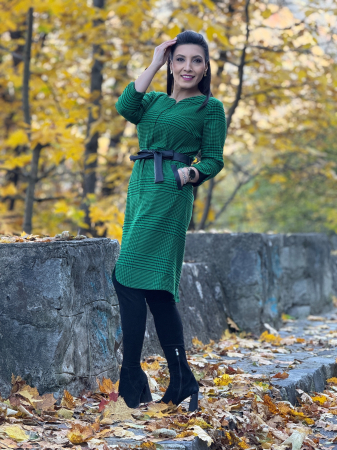 Rochie verde cu buzunare si cordon in talie [5]