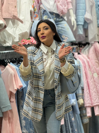 Sacou cu imprimeu in carouri si aplicatii decorative [2]