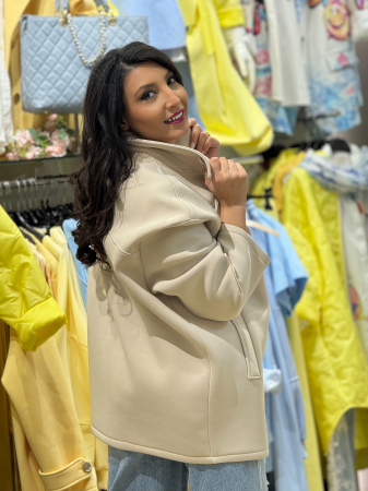 Sacou damă cu croială lejeră, guler tip rever și închidere dublă cu nasturi decorativi [5]