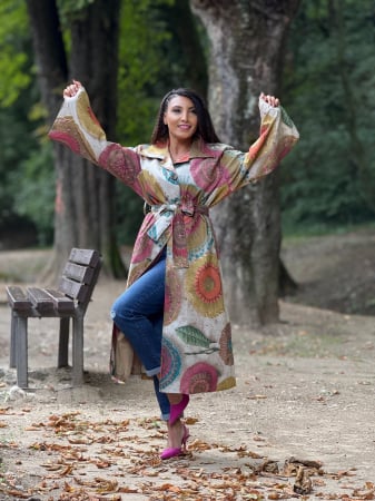 COLECTIA DE TOAMNA - Trench cu imprimeu artistic multicolor