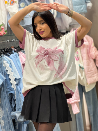 Tricou cu imprimeu floral cu aplicatie textila 3D [1]