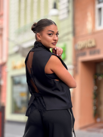 Vesta neagra cu dantela [5]