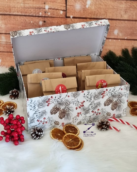 Calendar Advent cu ornamente si cadouri [5]