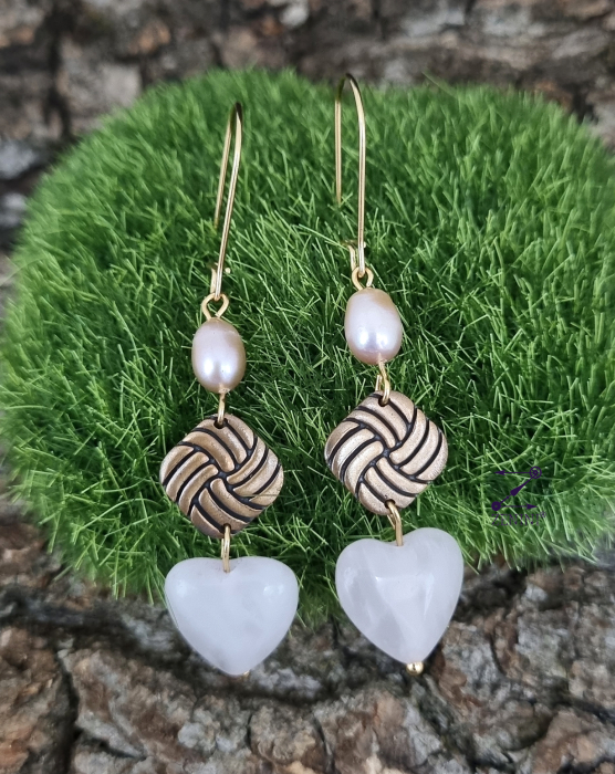 Cercei din bronz cu perle si inimi de cuart roz [2]