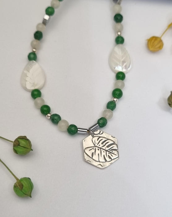 Colier cu jad, agate, sidef si hematit cu medalion argint cu frunza de Monstera - unicat [3]