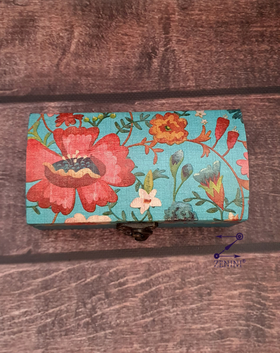 Cutie turcoaz cu model floral [2]