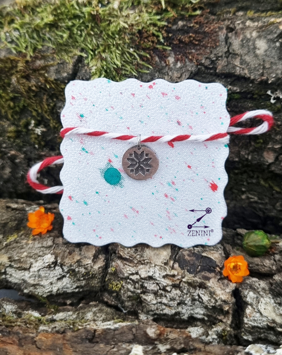 Martisor floare de inspiratie traditionala, din argint [3]