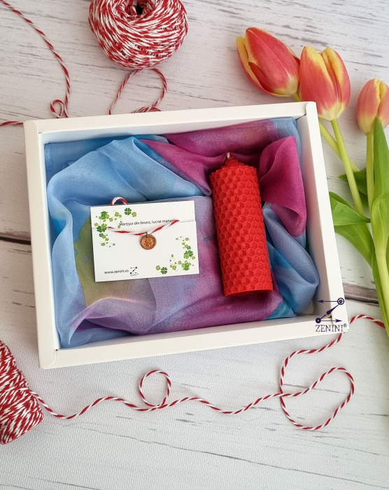 Set cadou 8 Martie: esarfa eleganta, martisor din bronz si lumanare din ceara naturala de albine [2]