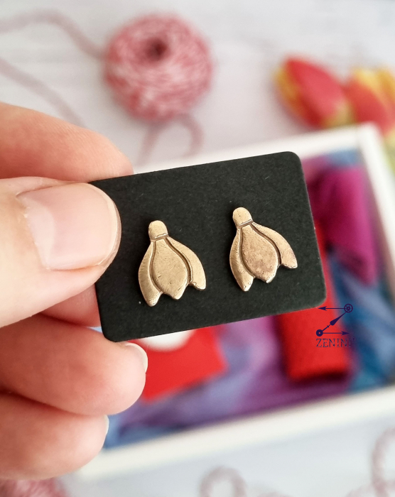 Set cadou Martisor: esarfa eleganta, cercei din bronz, martisor si lumanare din ceara naturala de albine [2]