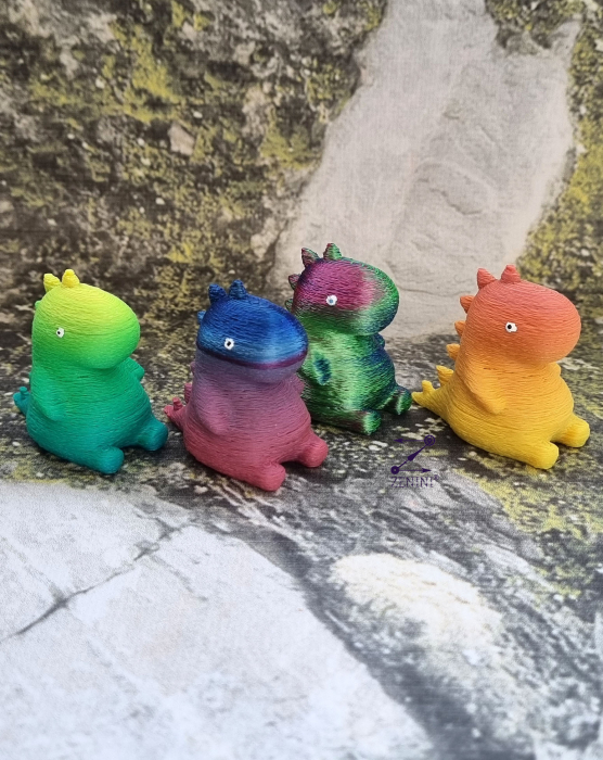 Set cadou de Craciun pentru copii: jucarii animalute printate 3D, breloc si cutiuta cu bomboane cadou [7]