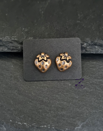 ALTE BIJUTERII - Cercei capsuna din bronz