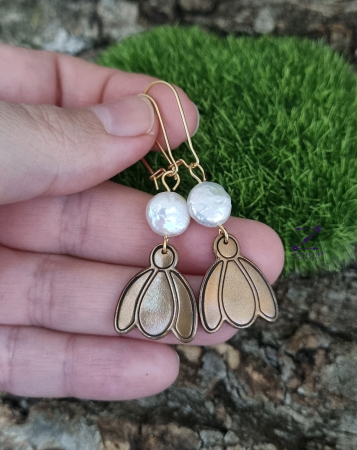 ALTE BIJUTERII - Cercei ghiocei din bronz cu perle baroc