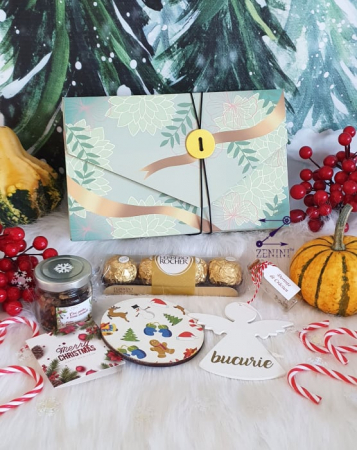 Cutie cadou Craciun cu decoratiuni si bomboane Ferrero Rocher