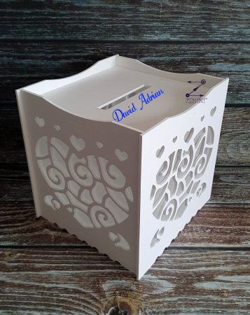 Cutii de dar botez - Cutie de dar cu inimioare pentru nunta sau botez, decupata din PVC alb, 30 x 28 x 30 cm, capacitate de pana la 150 de plicuri