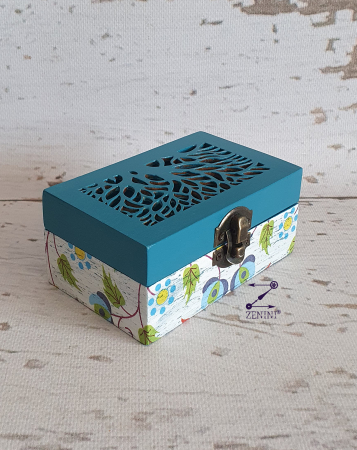 Cutii bijuterii - Cutie folk cu capac decupat - mica
