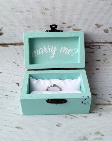 Cutiuta din lemn pentru inel logodna Will you marry me,  cu pernuta din satin catifelat [4]