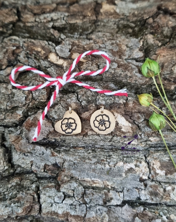 Martisor - Martisor floare din bronz