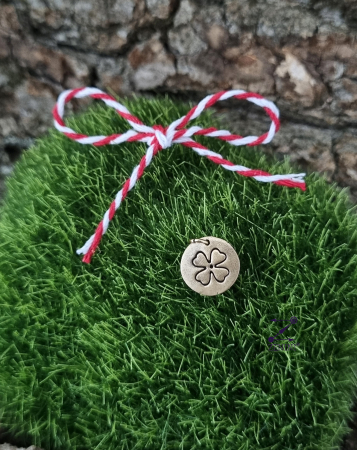 Martisor trifoi cu 4 foi, din bronz [1]