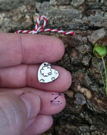 Martisor trifoi cu patru foi, din argint [2]