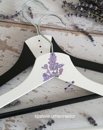 Umerase miri cu lavanda [4]