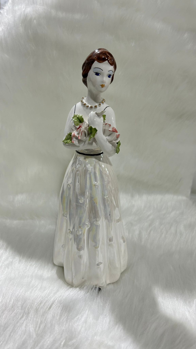 Bibelou Decorativ din Portelan, Model Ancuta, Inaltime 25 cm, Finisaj Lucios [5]