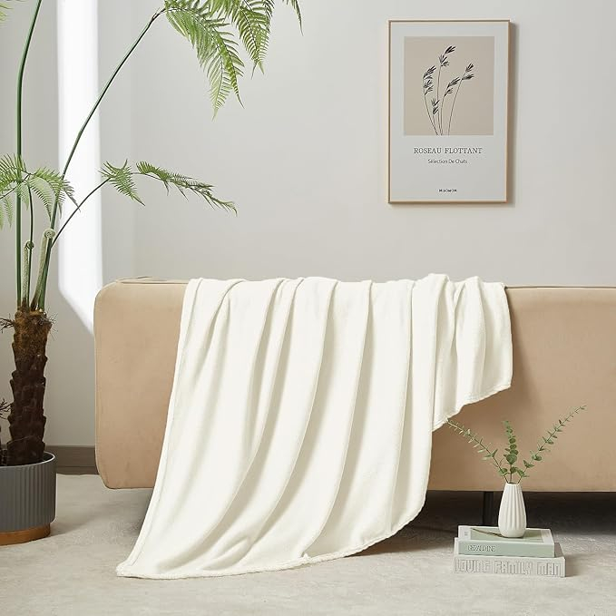 Patura flanel Luofanfei 180x200 cm, alba/crem, catifelata, pufoasa si calduroasa, pentru pat sau canapea [6]