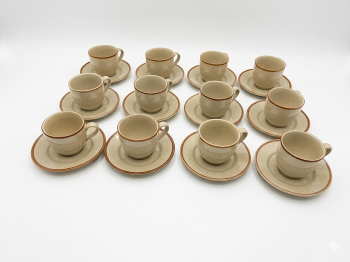 Set 24 piese, cesti cafea 200 ml cu farfurioare 15 cm, ceramica, crem cu margine maro, design clasic elegant [2]