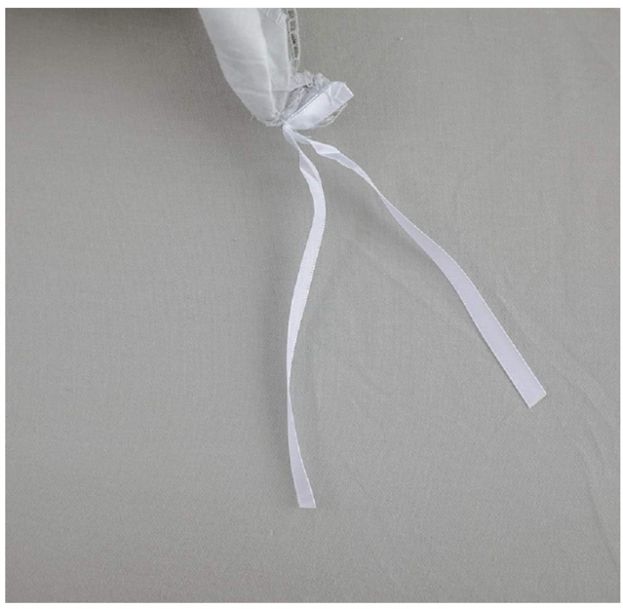 Set husa pilota 240 × 260 cm din bumbac 100 %, model geometric marmură gri‑alb, cu fermoar + 2 fețe pernă 65 × 65 cm [7]
