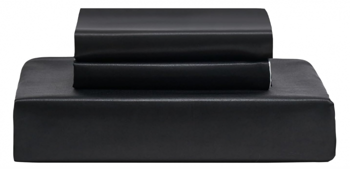 Set husă pilotă satin negru-alb 240×260 cm + 2 fețe pernă 65×65 cm, textură mătăsoasă și fermoar [5]