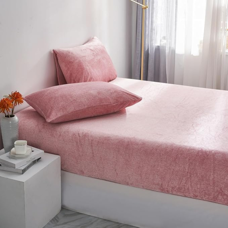 Lichidare Stoc - Cearsaf cu elastic pufos 140x200 cm, roz deschis, velur calduros, pentru saltea inalta 25-30 cm