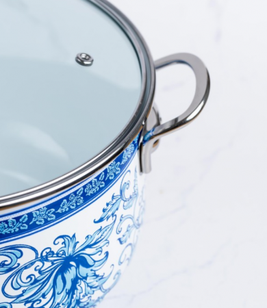 Cratita emailata, 26x16cm, 8.5 litri, manere cromate, capac sticla, inclusiv inductie, Goldmann, model floral albastru [9]