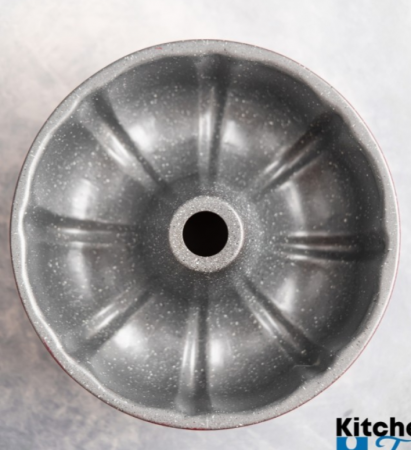 Tava Schmitter, ceramica, 39.5 x 26 x 7 cm [3]