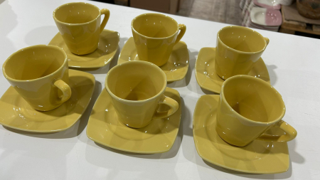 Serviciu de masa complet 30 piese, pentru 6 persoane, Portelan, Design Modern Galben, Farfurii Intinse, Adanci, Desert si Set Cesti cu Farfuriute [1]