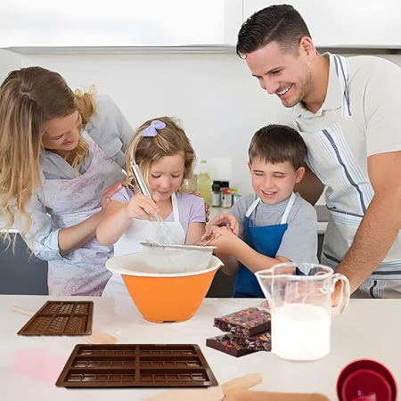Set  3 Pieces Silicone Chocolate Molds with Pouch and Spatula, 100 Pcs Non-Stick Silicone Chocolate Bar Moulds Silicone Mould [4]