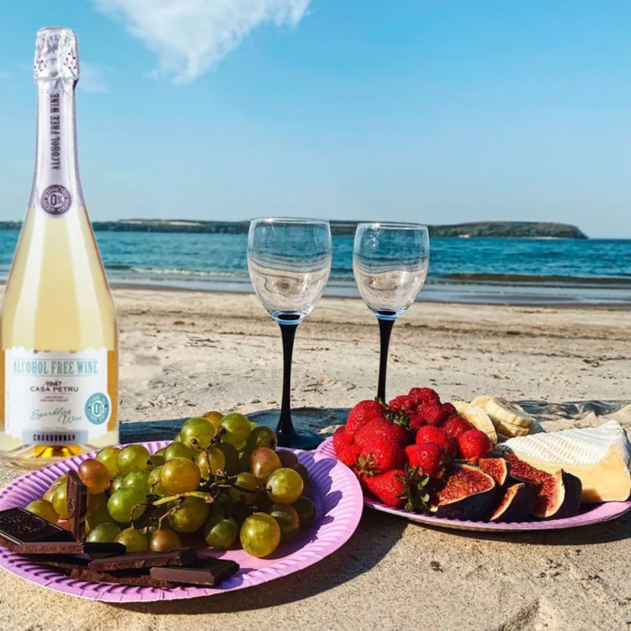 Casa Petru Chardonnay 0.75L | Vin spumant alb demisec dezalcoolizat [2]