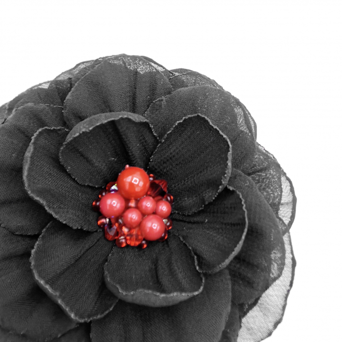 brosa-floare-textila-neagra-mijloc-rosu [5]